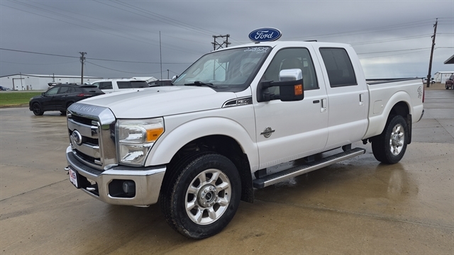 Oxford White 2011 Ford F-350 Super Duty Pickup Truck Four-Wheel Drive Automatic