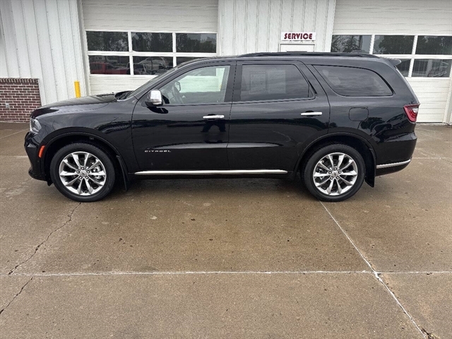  2022 Dodge Durango Citadel AWD   