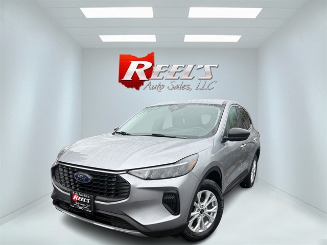Iconic Silver Metallic 2024 Ford Escape SUV / Crossover All-Wheel Drive 8-Speed Automatic
