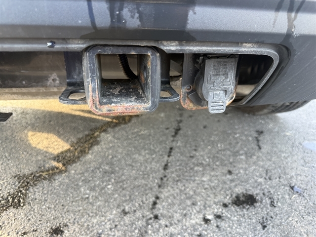 View vehicle photo 7