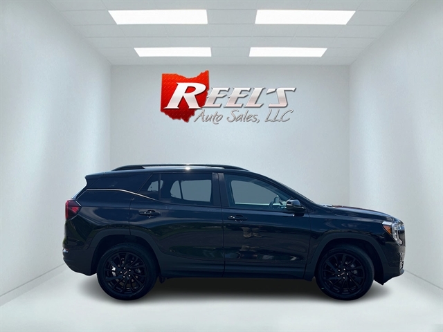 View vehicle photo 5