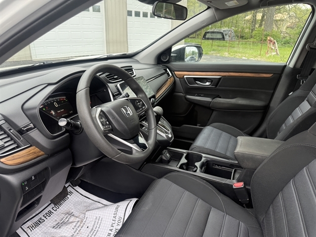 View vehicle photo 7