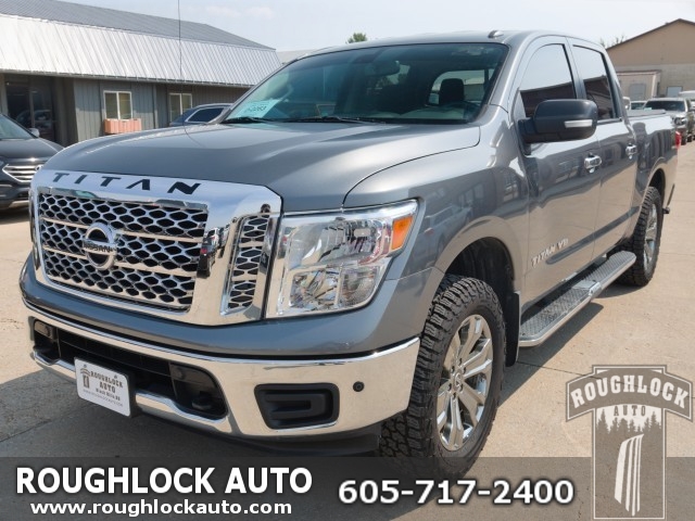 Gray (Gun Metallic) 2018 Nissan Titan Pickup Truck Four-Wheel Drive Automatic