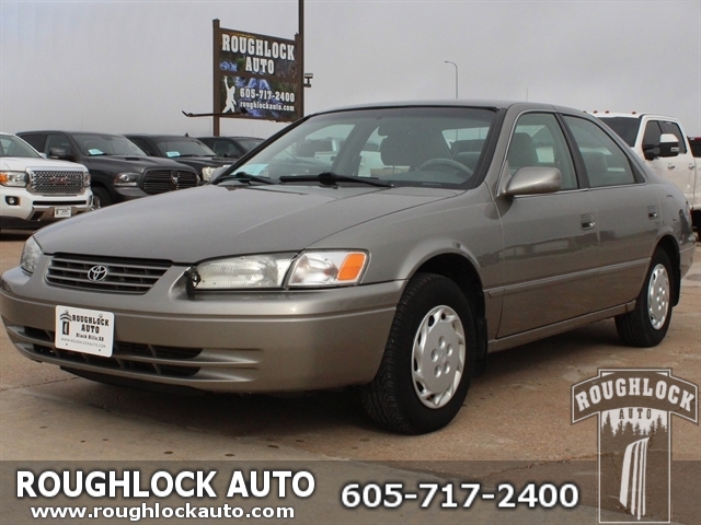 Antique Sage (Met) 1998 Toyota Camry Sedan Front-Wheel Drive Automatic