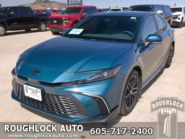 Ocean Gem/Midnight Black Metallic 2026 Toyota Camry SE FWD Sedan Front-Wheel Drive Continuously Variable Transmission