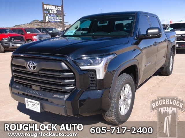 Midnight Black Metallic 2022 Toyota Tundra SR5 CrewMax Cab 4WD Pickup Truck Four-Wheel Drive Automatic