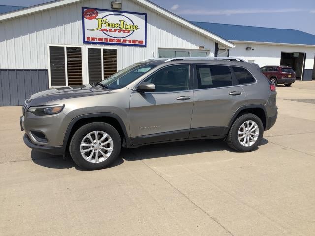 2019 JEEP CHEROKEE Latitude, Longitude, North