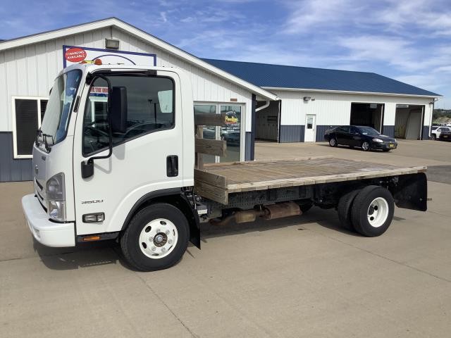2019 Chevrolet 3500 LCF Gas 6.0 V8-AUTO SUPER LOW MILES LOCAL TRADE!!!!
