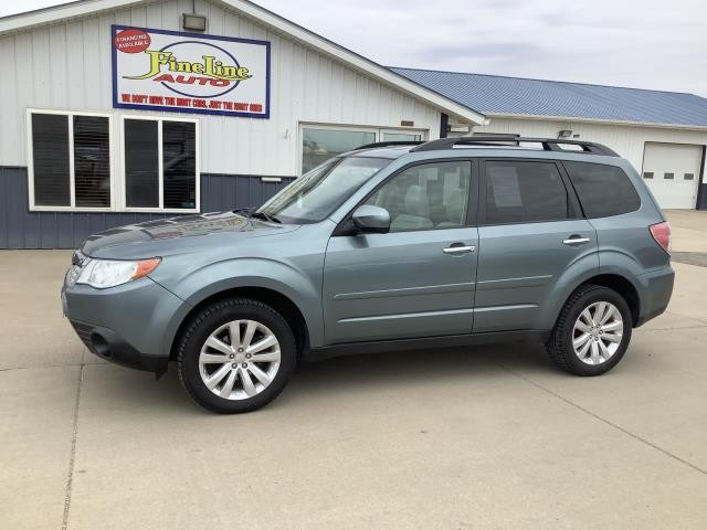 2013 SUBARU FORESTER Premium AWP